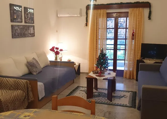 Myrto's No15 Λουτρά Ωραίας Ελένης